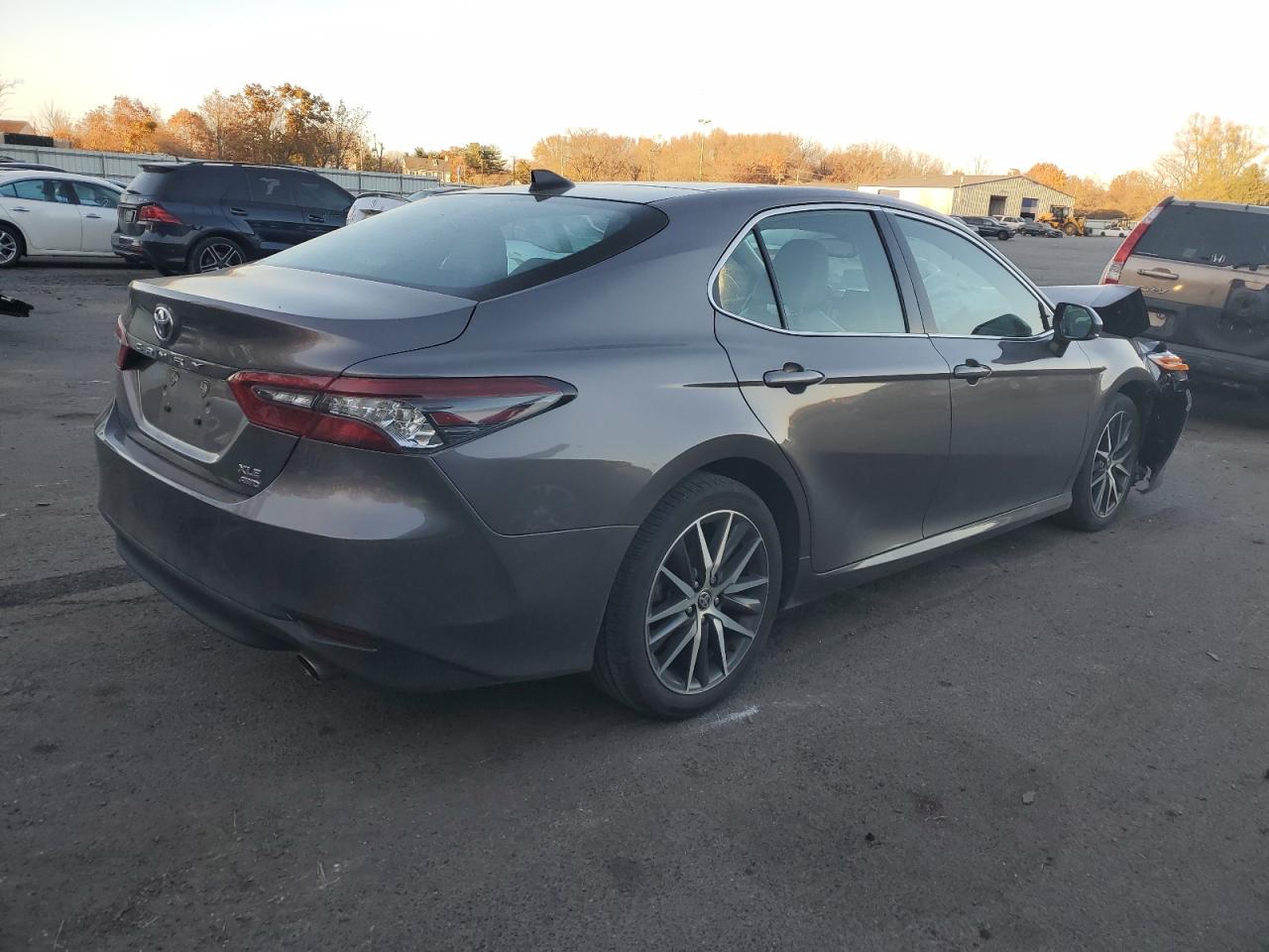 2022 TOYOTA CAMRY XLE VIN:4T1F11BKXNU063629
