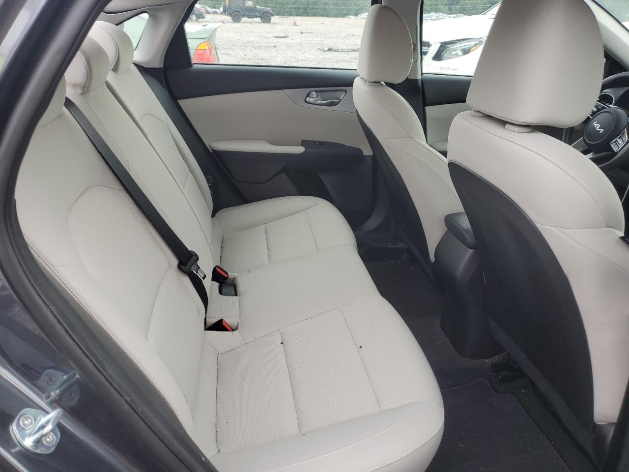2022 KIA FORTE FE VIN:3KPF24AD1NE464877