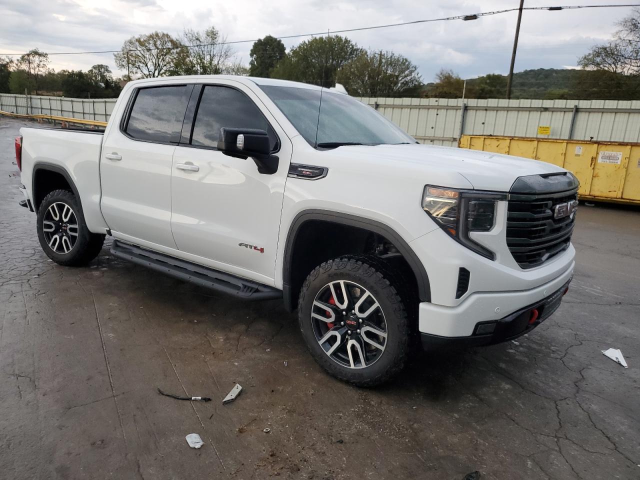2023 GMC SIERRA K1500 AT4 VIN:1GTUUEEL2PZ315667