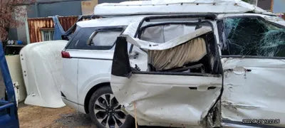 2021 Kia Carnival KNANE81BBMS077214 VIN:KNANE81BBMS077214