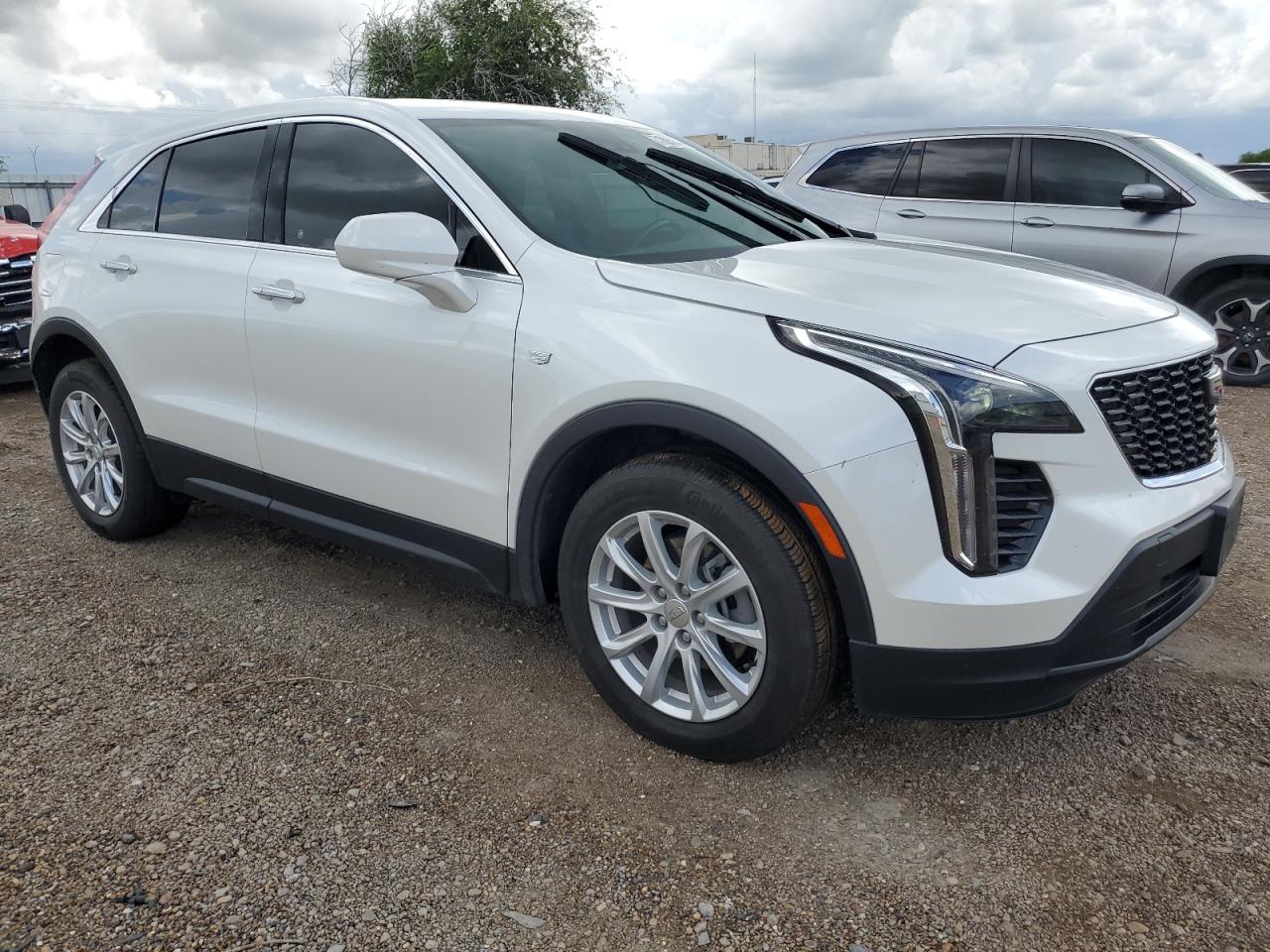 2023 CADILLAC XT4 LUXURY VIN:1GYAZAR41PF107288