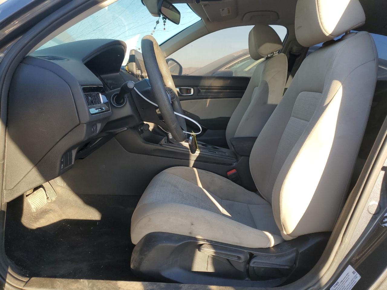 2022 HONDA CIVIC LX VIN:2HGFE2F27NH545911