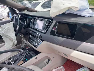 2015 Kia Carnival VIN: