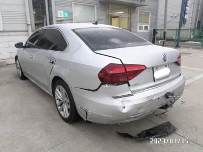 2018 Volkswagen Passat 1VWZZZA3ZJC042861 VIN:1VWZZZA3ZJC042861