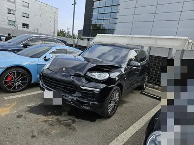 2016 Porsche Cayenne VIN:
