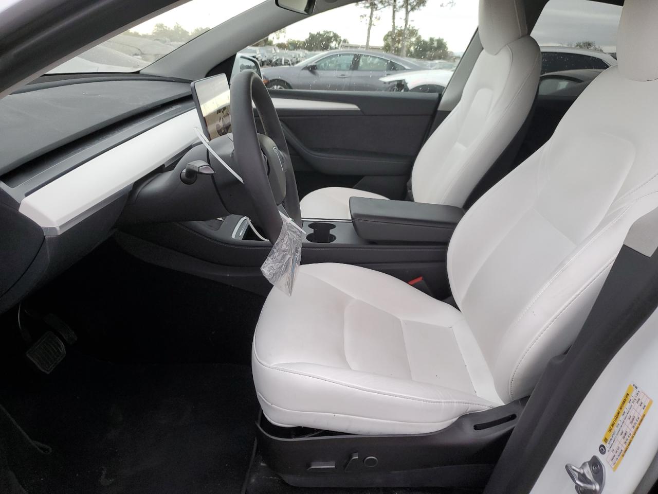 2022 TESLA MODEL Y  VIN:7SAYGDEE3NF561086
