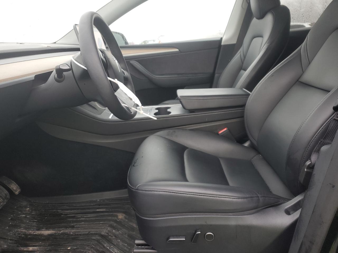 2023 TESLA MODEL Y  VIN:7SAYGDEE1PA135445