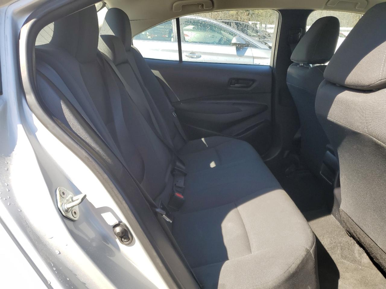 2022 TOYOTA COROLLA LE VIN:5YFEPMAE6NP378789