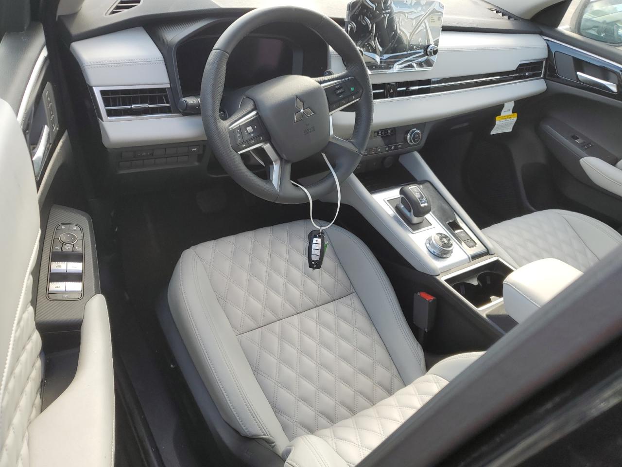 2024 MITSUBISHI OUTLANDER SEL VIN:JA4J3WA82RZ058150