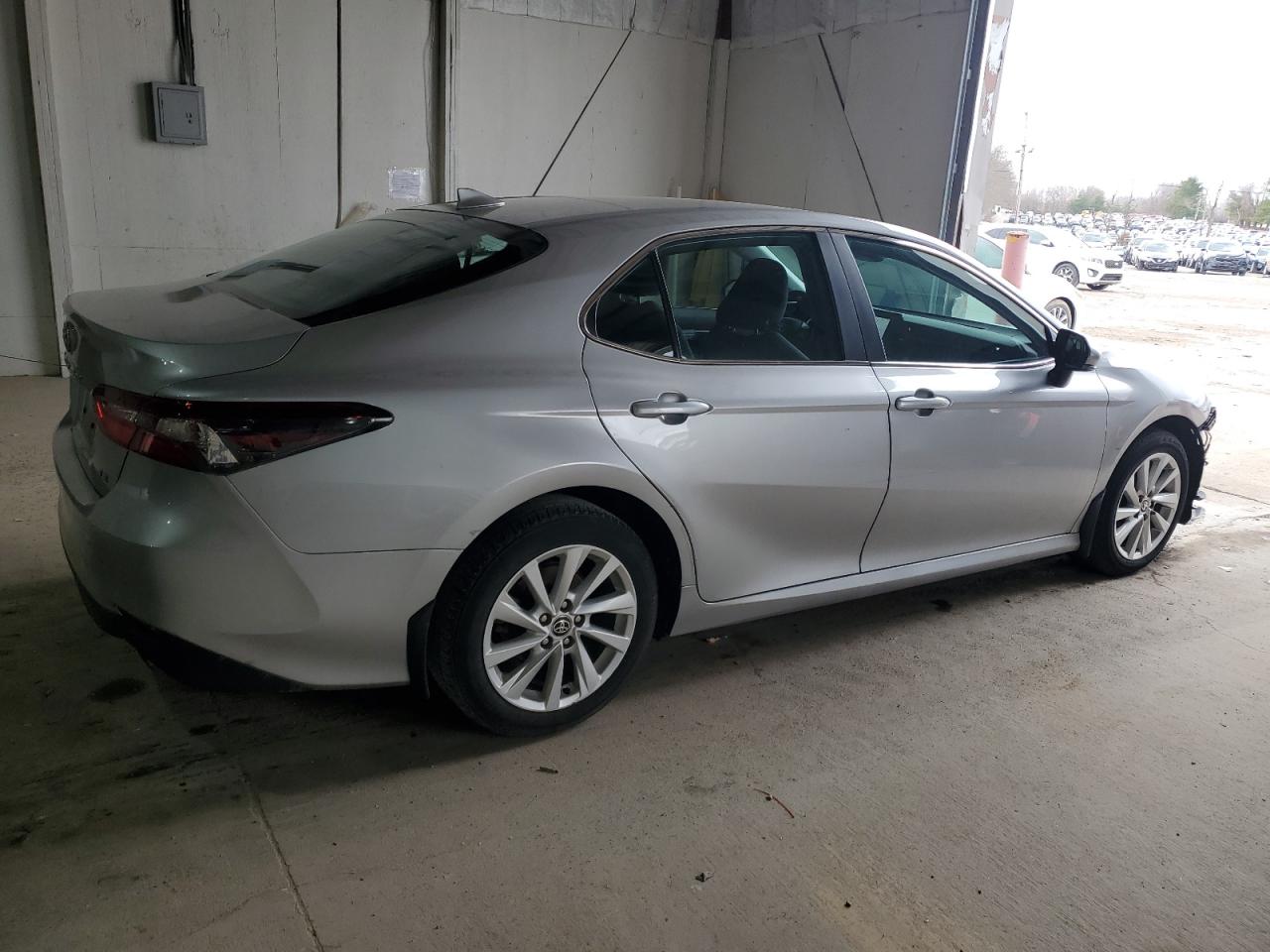 2022 TOYOTA CAMRY LE VIN:4T1R11AK2NU702908