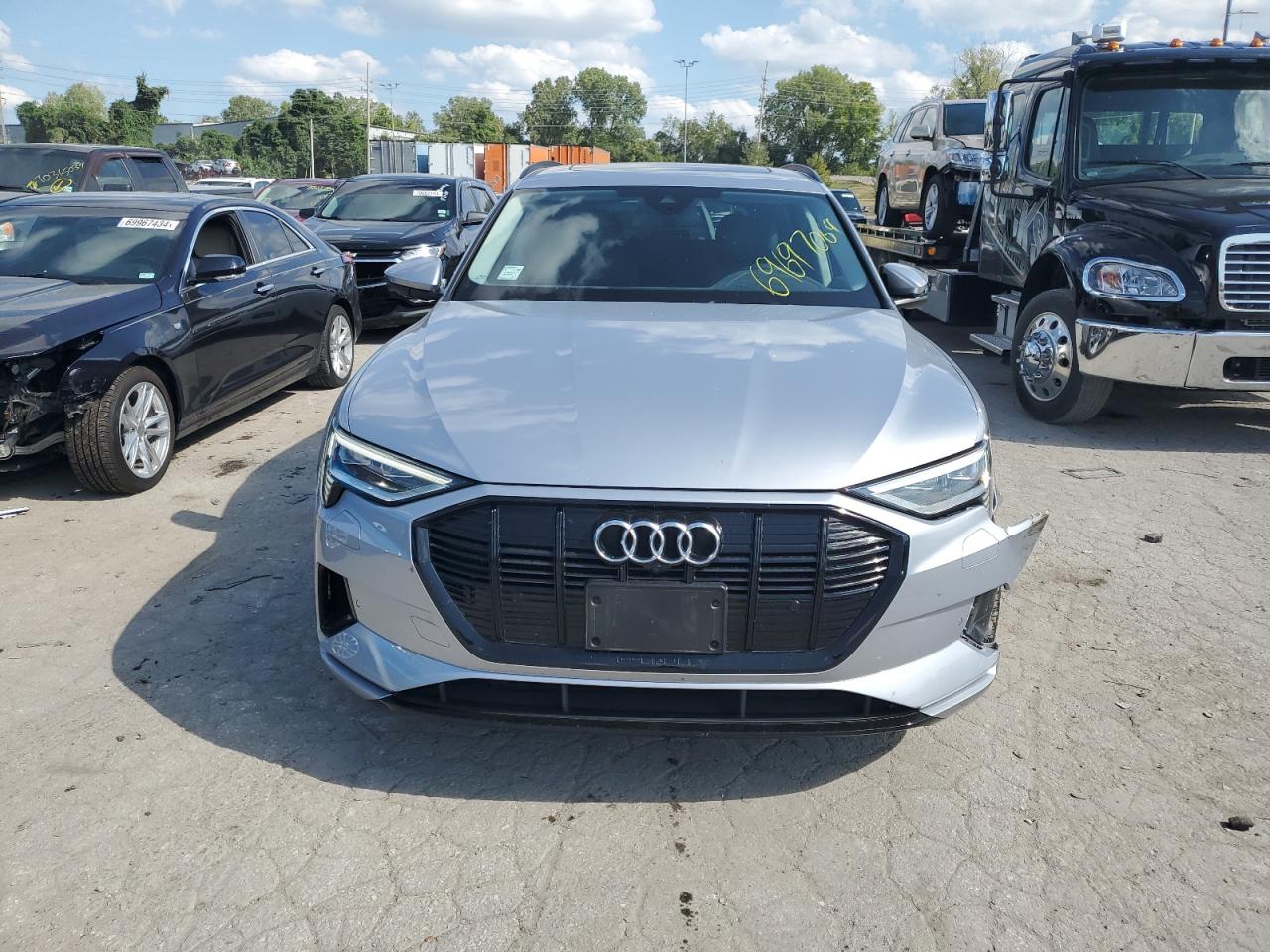 2022 AUDI E-TRON PREMIUM VIN:WA1AAAGE9NB046702