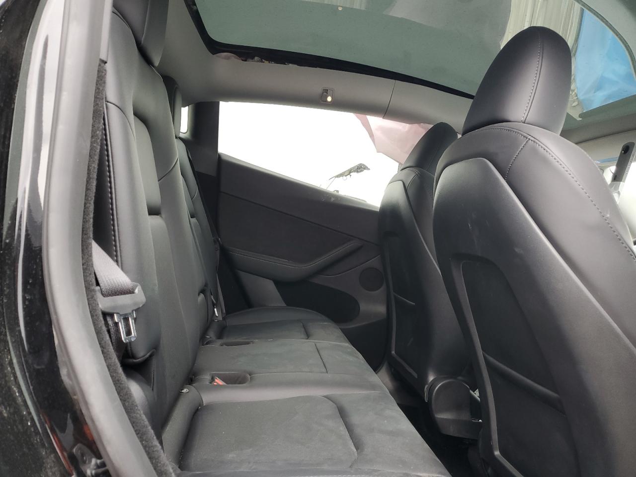 2023 TESLA MODEL Y  VIN:7SAYGDEE0PF829417