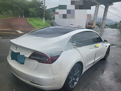 2020 Tesla Model 3 NONE VIN: