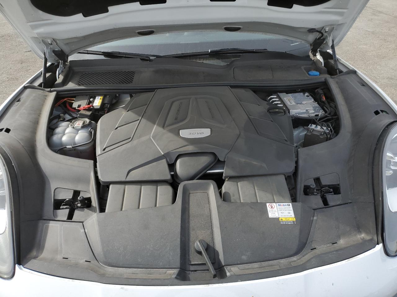 2022 PORSCHE CAYENNE COUPE VIN:WP1BA2AY7NDA48602