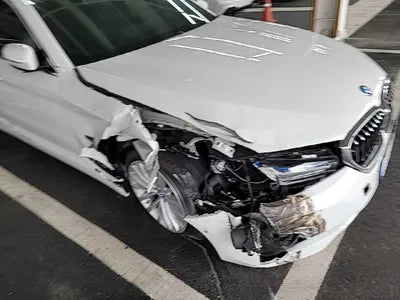 2022 BMW 530 WBA51AG0XNCJ21300 VIN:WBA51AG0XNCJ21300