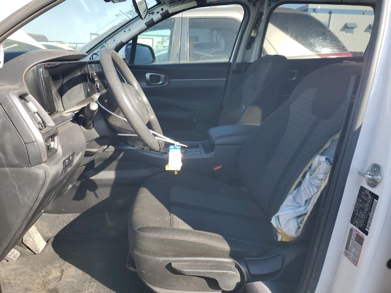 2022 KIA SORENTO LX VIN:5XYRGDLC6NG098582