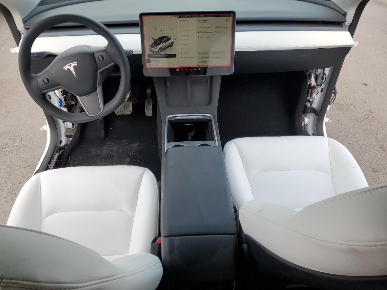 2022 TESLA MODEL Y  VIN:7SAYGDEE3NF564117
