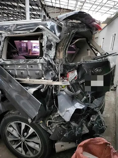2015 Kia Carnival VIN: