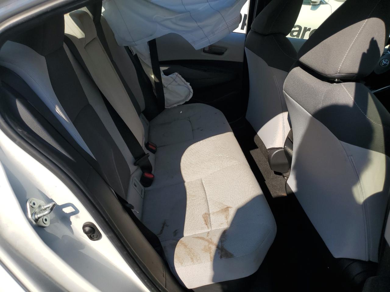 2022 TOYOTA COROLLA LE VIN:JTDEAMDE4NJ039403