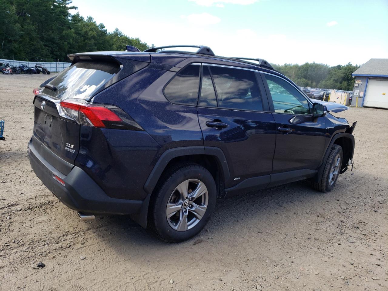 2022 TOYOTA RAV4 XLE VIN:JTMRWRFV7ND567609