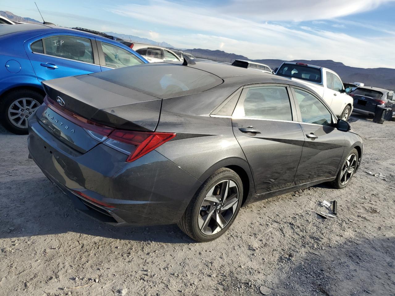 2022 HYUNDAI ELANTRA SEL VIN:5NPLN4AG4NH056020