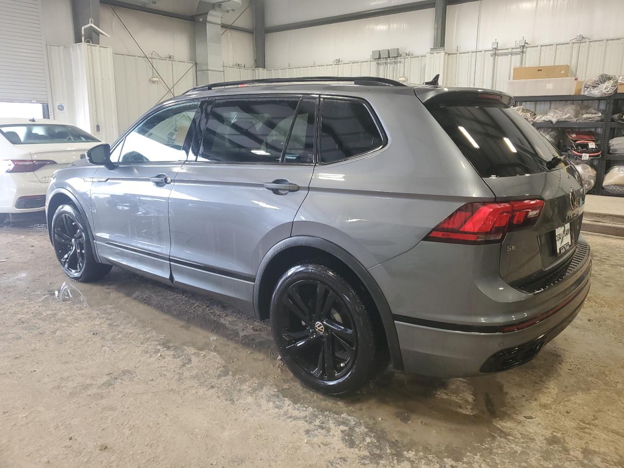 2024 VOLKSWAGEN TIGUAN SE R-LINE BLACK VIN:3VVCB7AX0RM075790