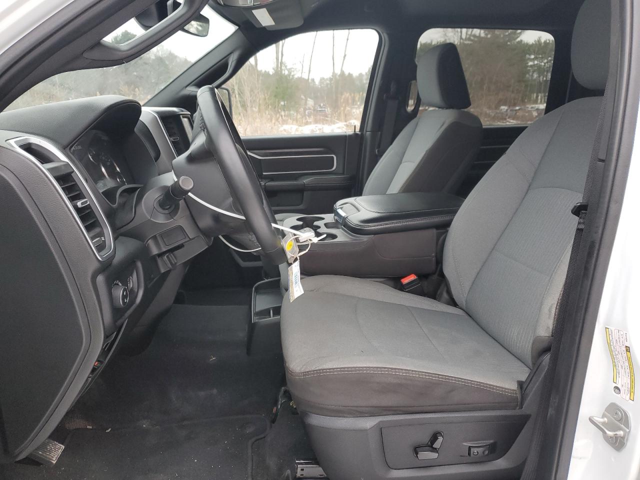 2024 RAM 3500 BIG HORN VIN:3C63RRHL1RG241216