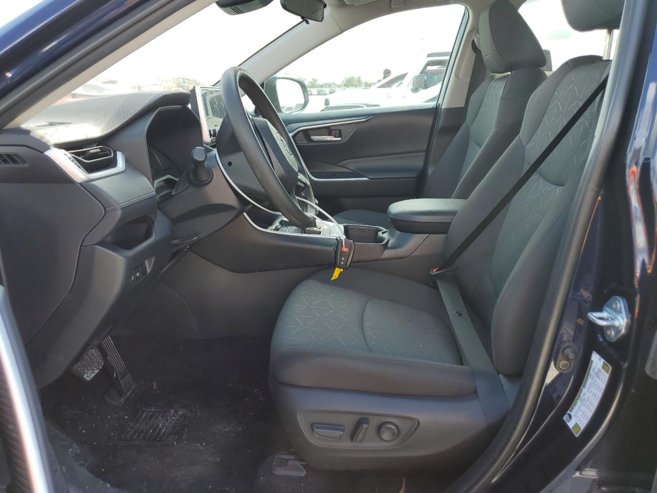 2023 TOYOTA RAV4 XLE VIN:2T3P1RFV4PW374524