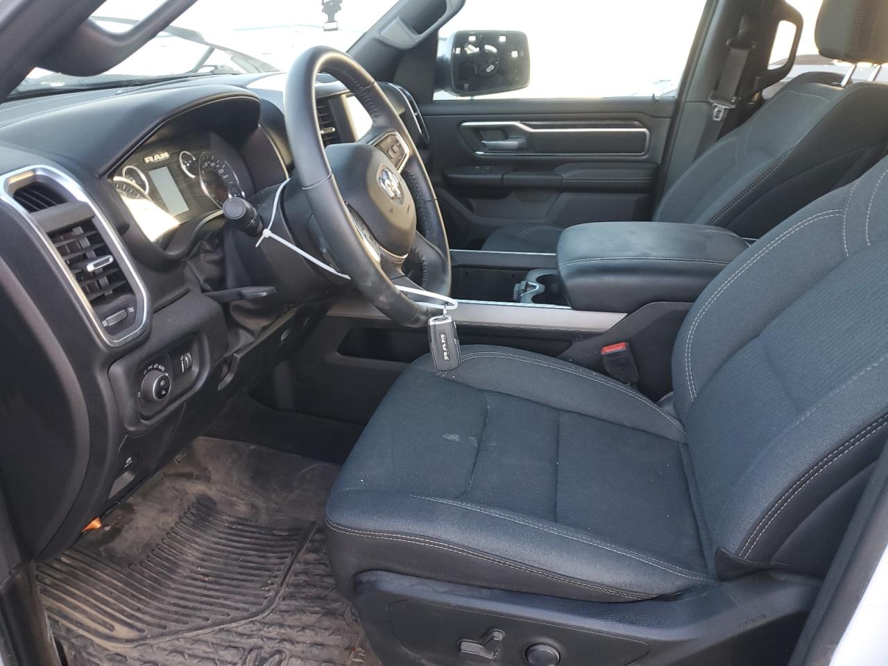 2024 RAM 1500 BIG HORN/LONE STAR VIN:1C6RREFT8RN164616