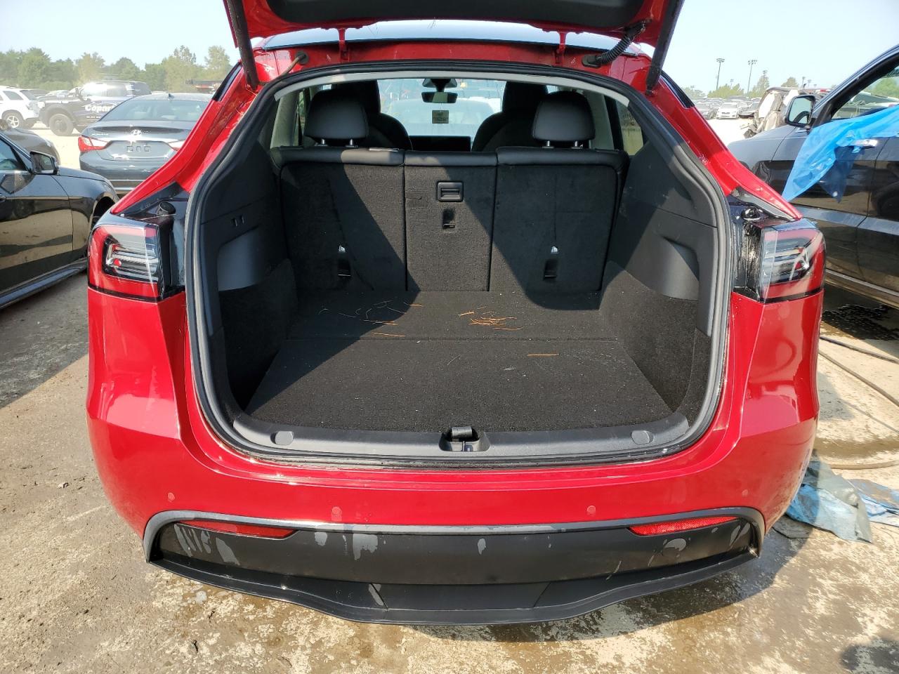 2022 TESLA MODEL Y  VIN:7SAYGDEE0NF460877