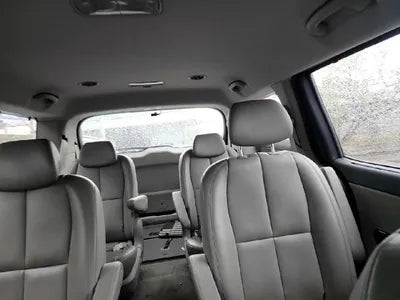 2016 Kia Carnival VIN: