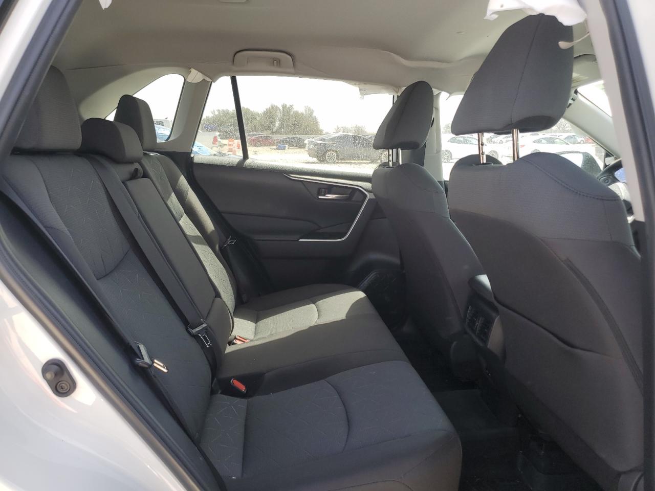 2022 TOYOTA RAV4 XLE VIN:2T3W1RFV2NW205353