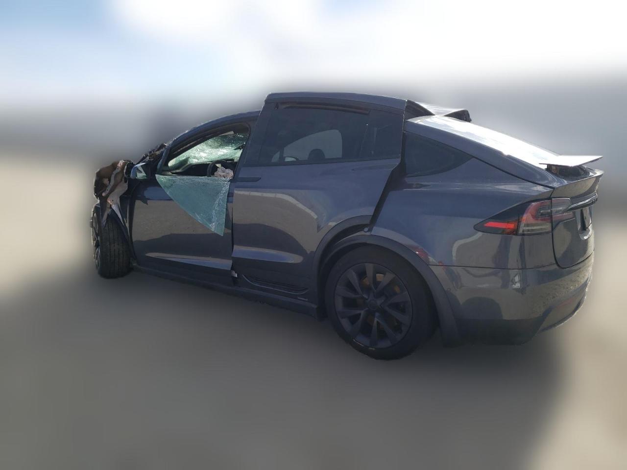 2023 TESLA MODEL X  VIN:7SAXCBE5XPF367833