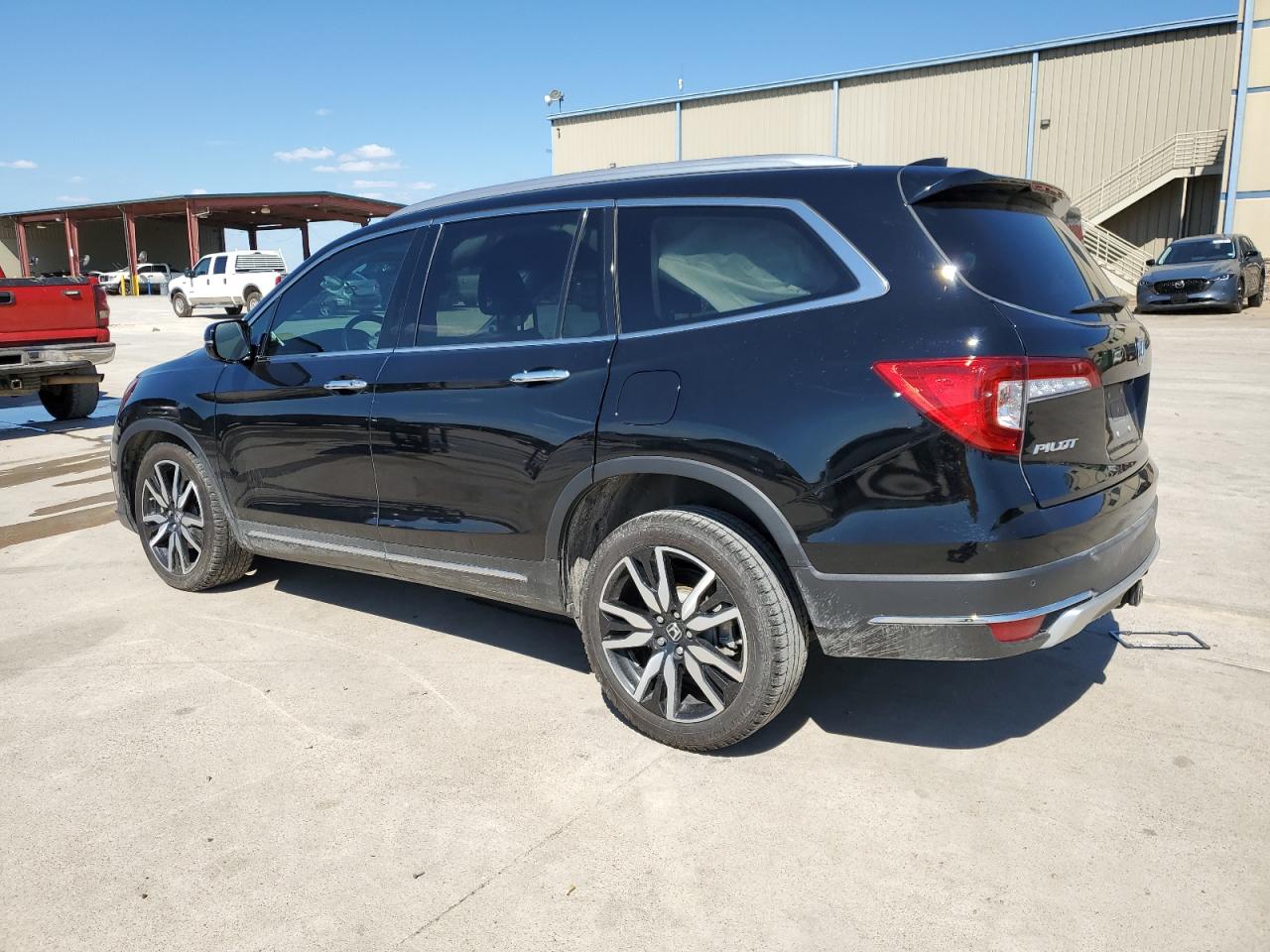 2022 HONDA PILOT TOURING VIN:5FNYF5H6XNB027013