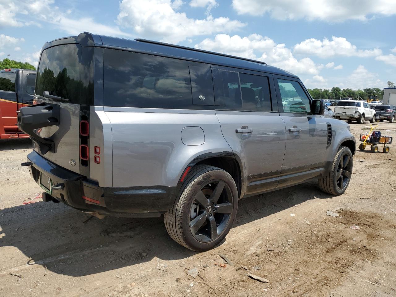 2023 LAND ROVER DEFENDER 130 X-DYNAMIC SE VIN:SALE2FEU6P2206204