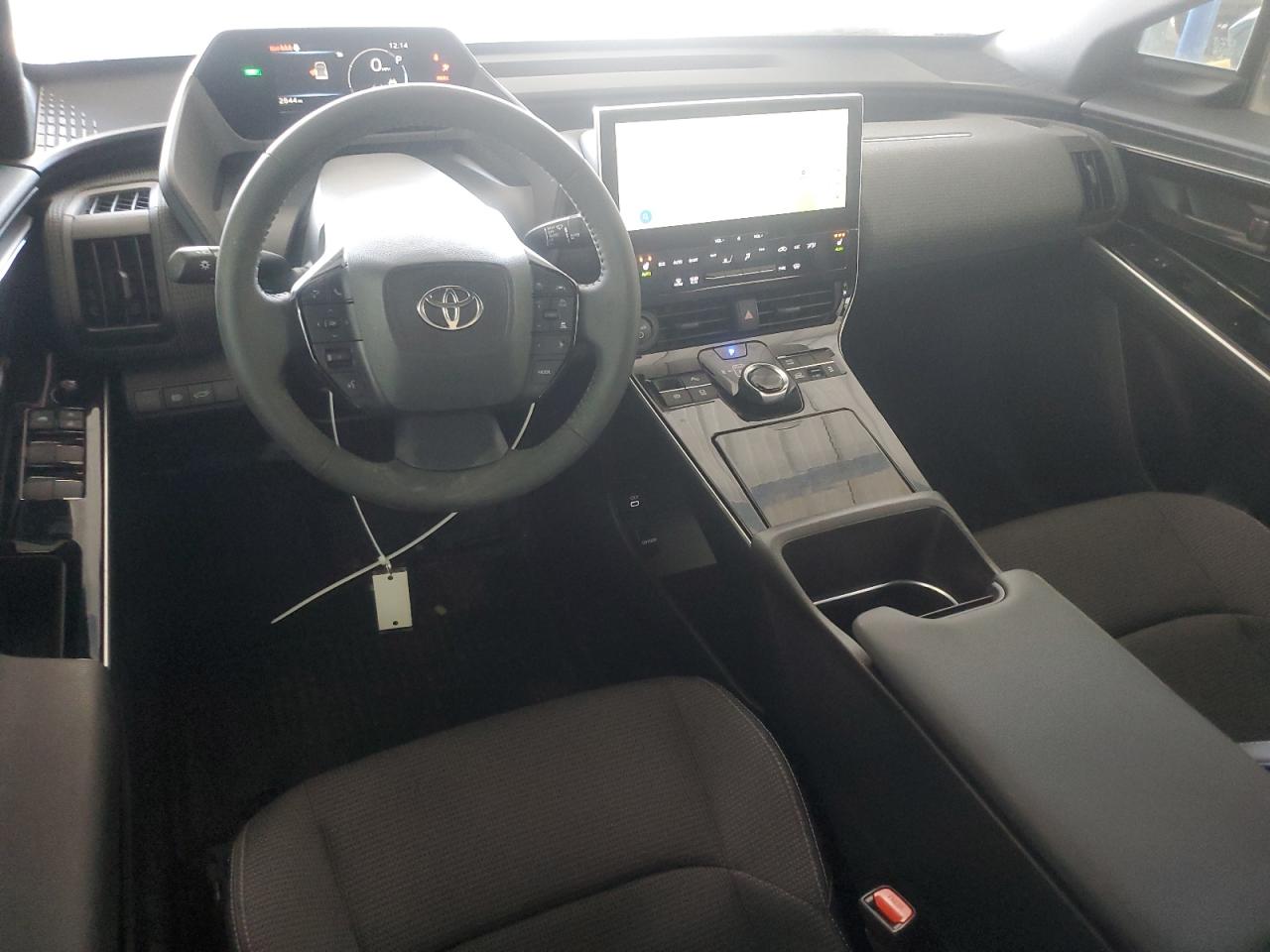 2024 TOYOTA BZ4X XLE VIN:JTMABACAXRA080455