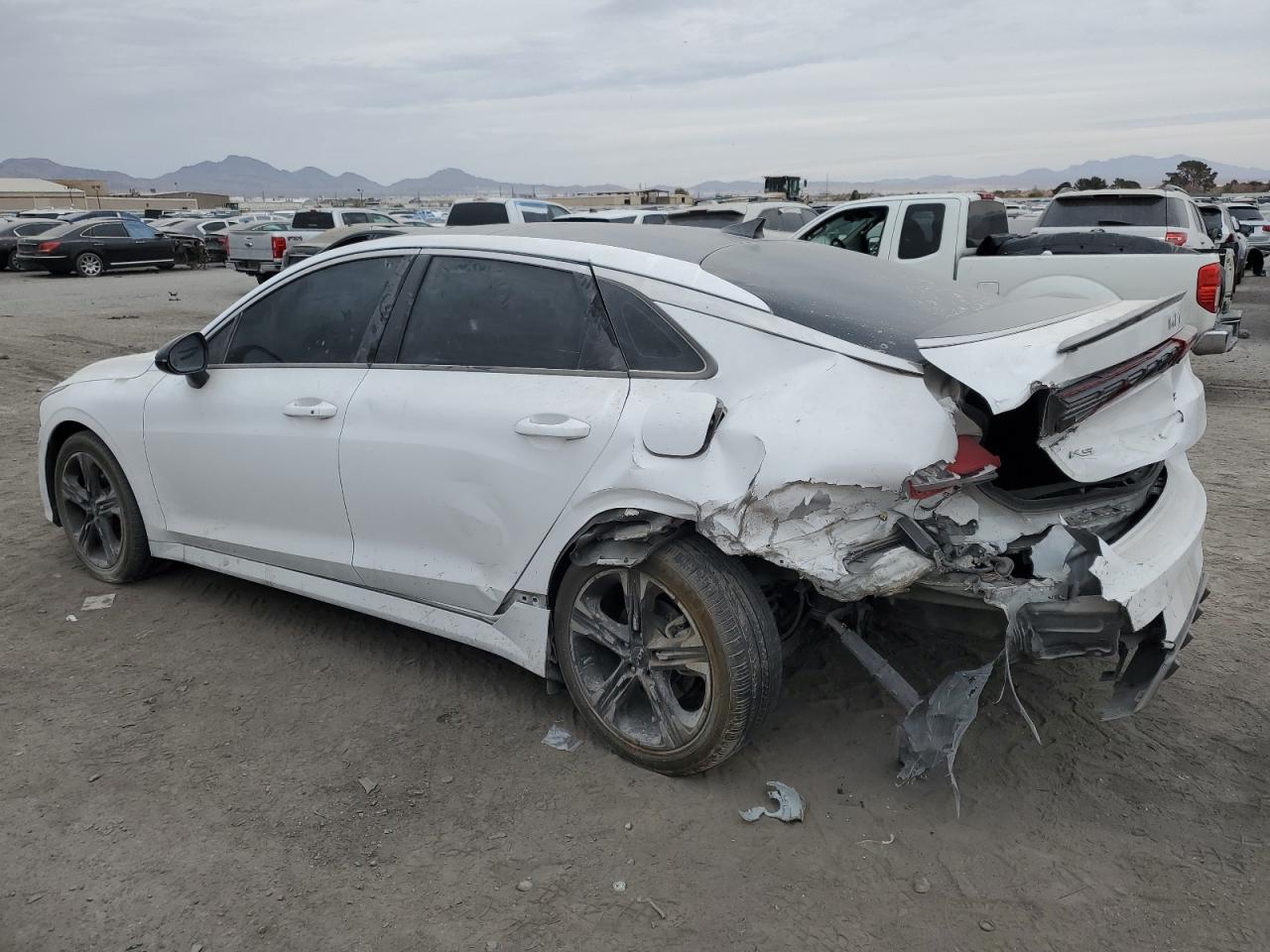 2022 KIA K5 GT LINE VIN:5XXG64J26NG153086