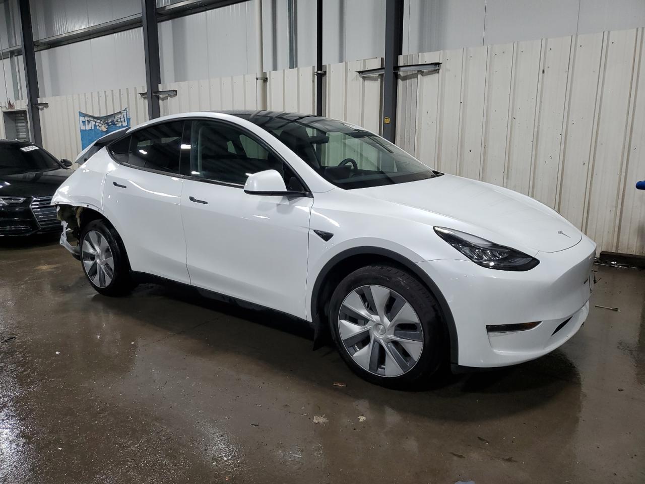 2023 TESLA MODEL Y  VIN:7SAYGDEE1PA037970