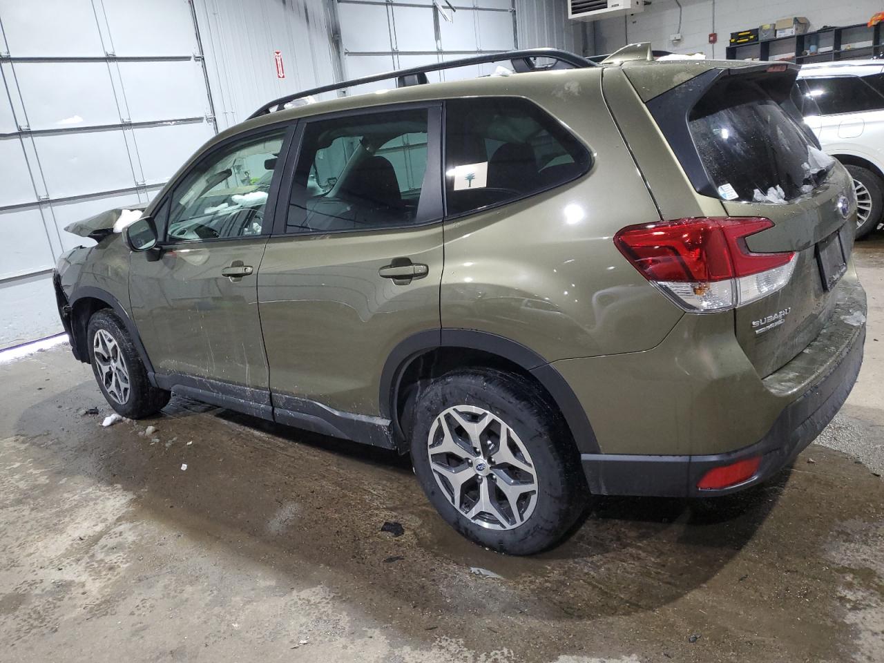 2022 SUBARU FORESTER PREMIUM VIN:JF2SKAEC0NH476030