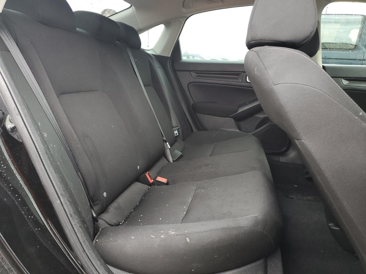 2022 HONDA CIVIC LX VIN:2HGFE2F23NH551978
