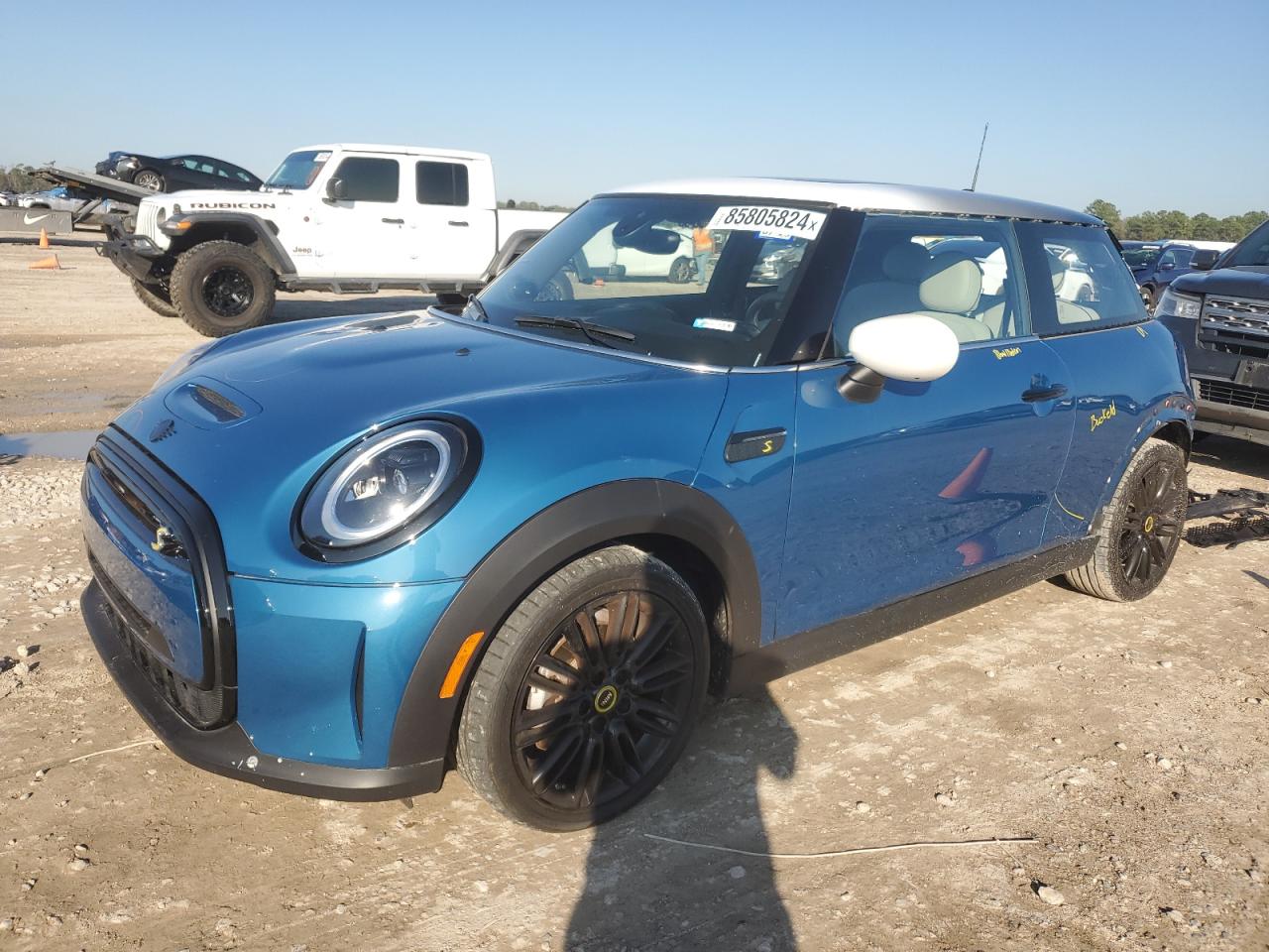 2024 MINI COOPER SE VIN:WMW13DJ01R2U85703