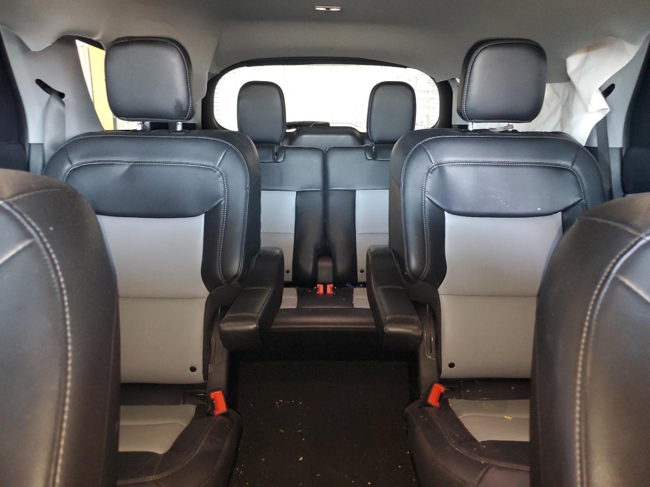 2023 FORD EXPLORER XLT VIN:1FMSK7DH8PGB77940