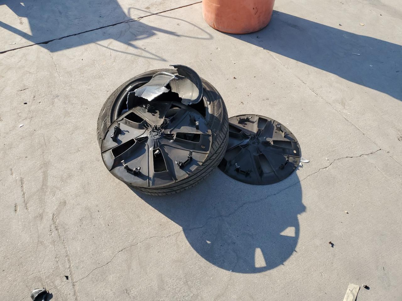 2023 TESLA MODEL 3  VIN:5YJ3E1EB4PF683833