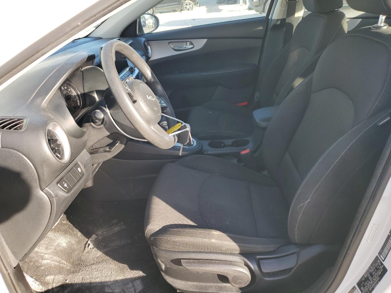 2022 KIA FORTE FE VIN:3KPF24AD3NE435350