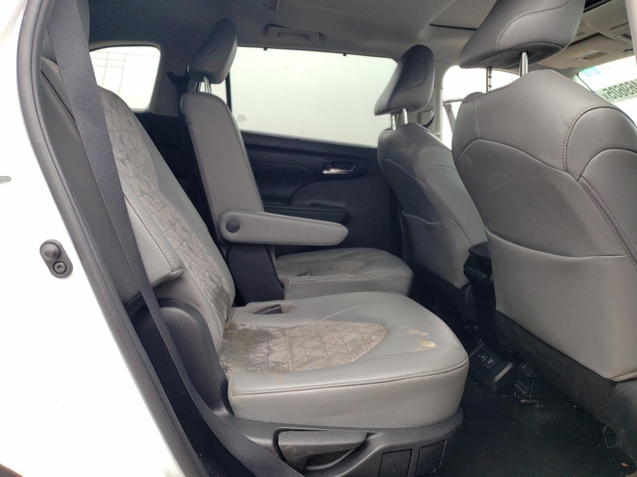 2022 TOYOTA HIGHLANDER HYBRID XLE VIN:5TDABRCH7NS538252