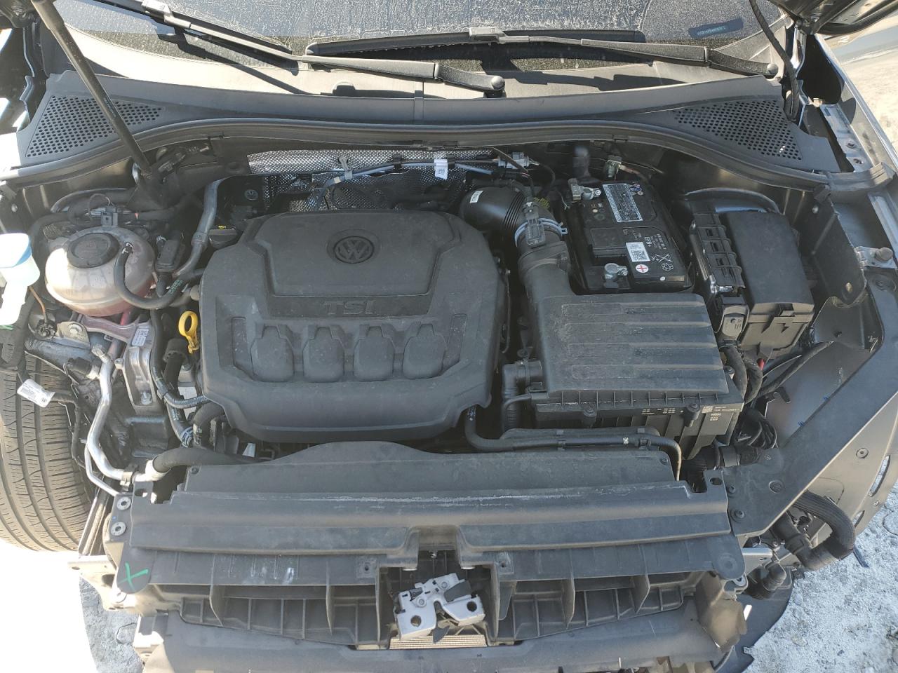 2022 VOLKSWAGEN TIGUAN SE R-LINE BLACK VIN:3VVCB7AX5NM080672