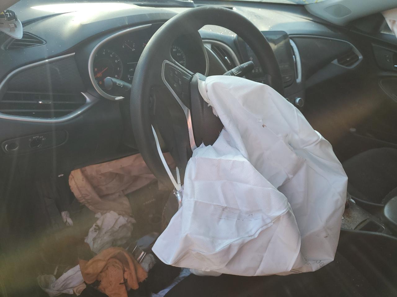 2022 CHEVROLET MALIBU LT VIN:1G1ZD5ST8NF180194