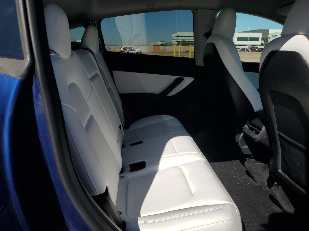 2022 TESLA MODEL Y  VIN:7SAYGDEE0NF468915