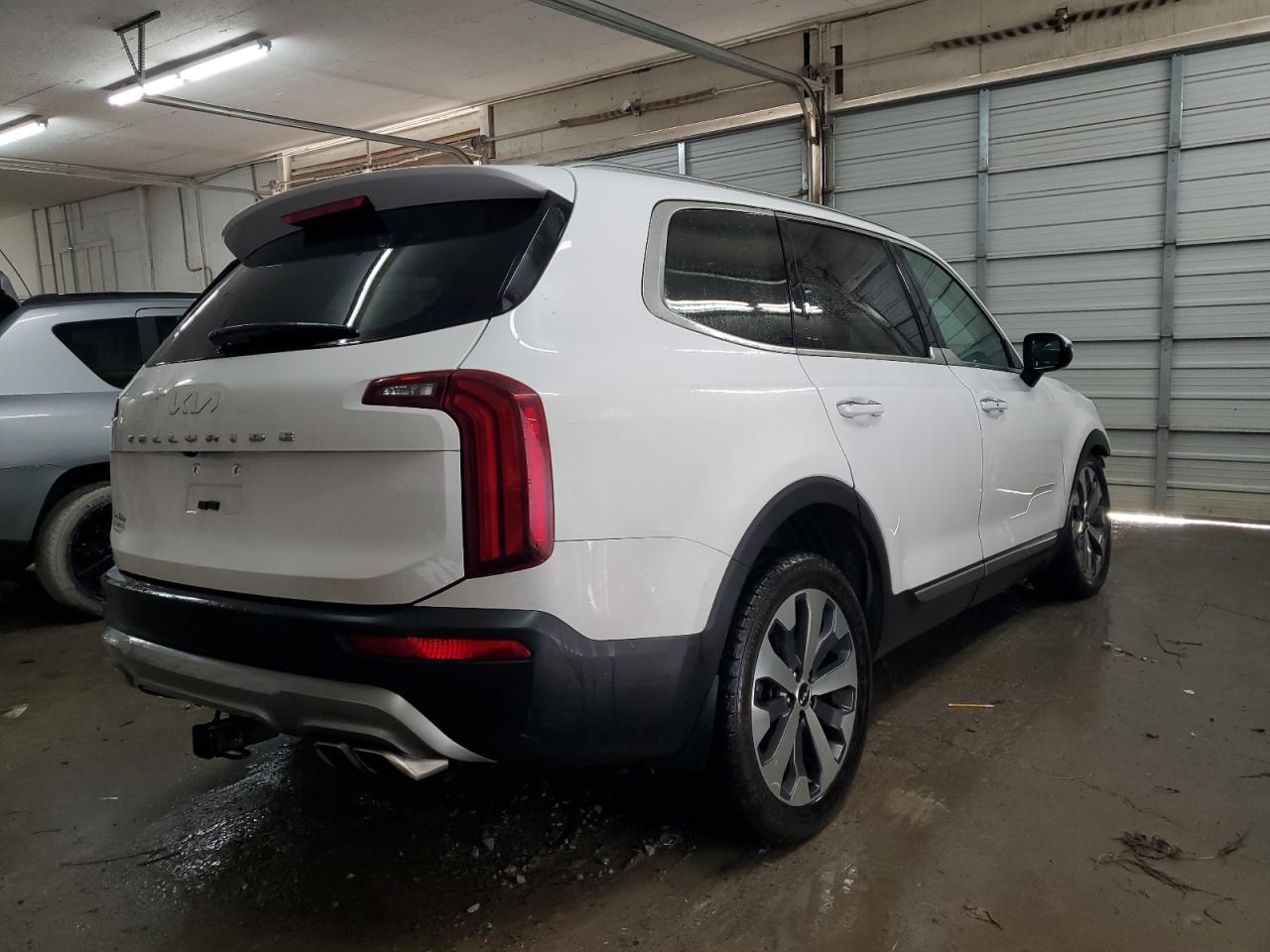 2022 KIA TELLURIDE S VIN:5XYP64HC3NG221662
