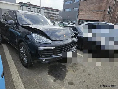 2016 Porsche Cayenne VIN:
